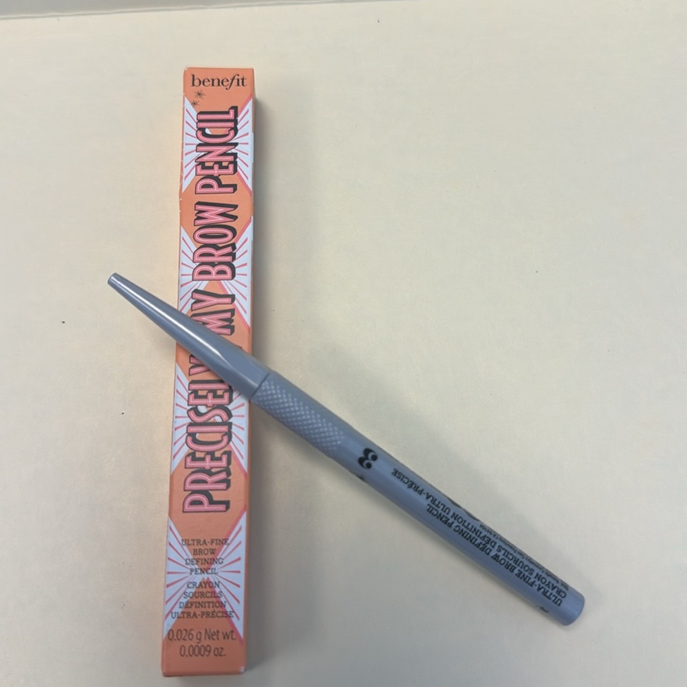 BENEFIT Precisely, My Brow Ultra-Fine Defining Eyebrow Pencil 3 Warm Lt Brown